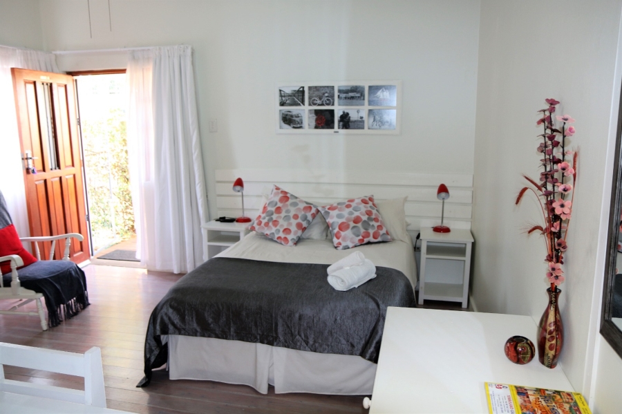2 Bedroom Property for Sale in Baysville Eastern Cape